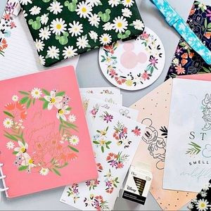 Discontinued Disney Be Happy Box from The Happy Planner - Stationery Set